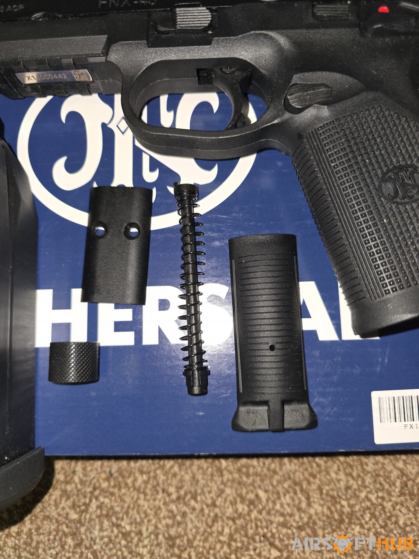 Vfc/cybergun fnx45 + extras - Used airsoft equipment