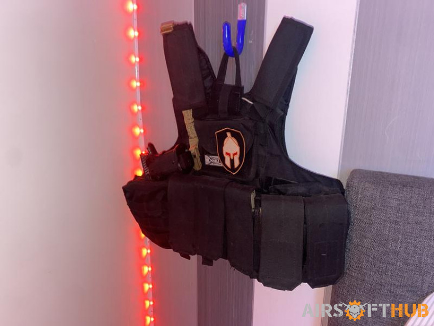 Tactical vest - Used airsoft equipment