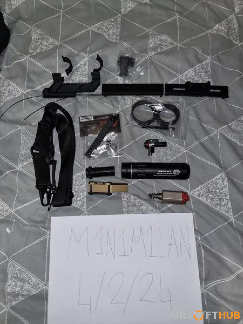 Assortment of accessories - Used airsoft equipment