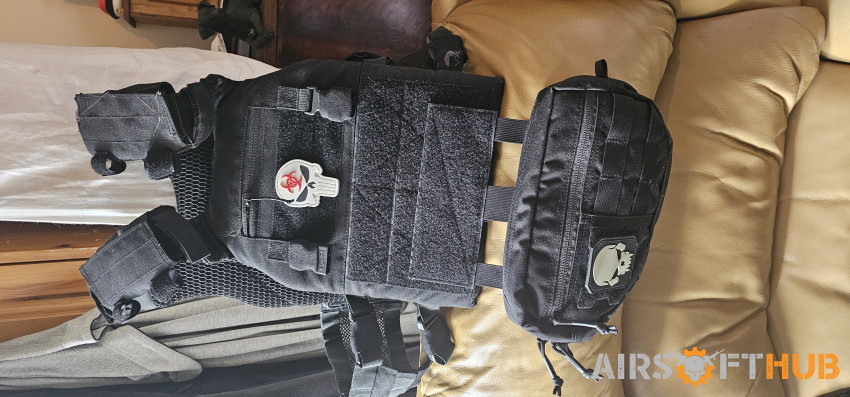 Airsoft equipment and guns - Used airsoft equipment