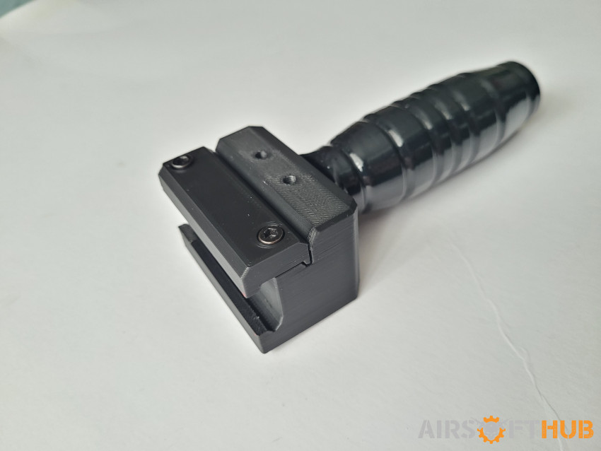 3D printed airsoft grip - Used airsoft equipment