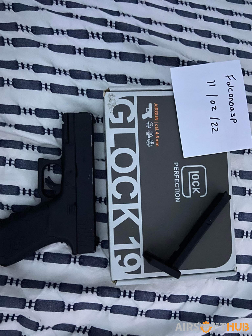 Umarex CO2 Glock 19 NBB - Used airsoft equipment