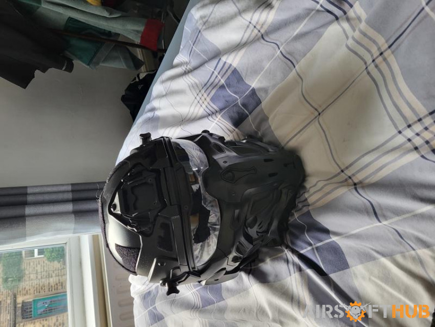 Zhongren airsoft helmet - Used airsoft equipment