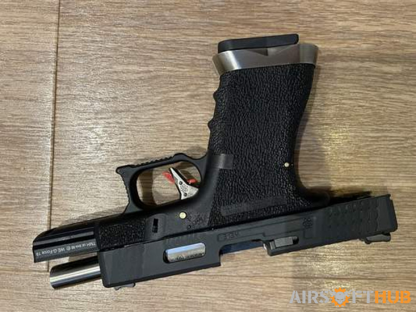 We Glock 19 upgraded - Used airsoft equipment