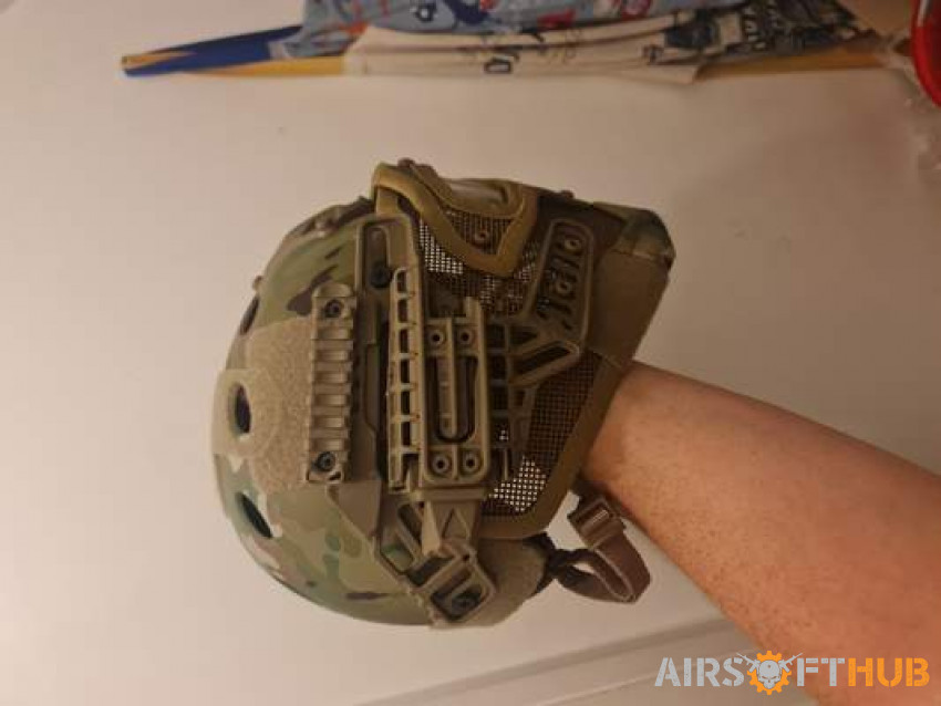 Full face helmet - Used airsoft equipment