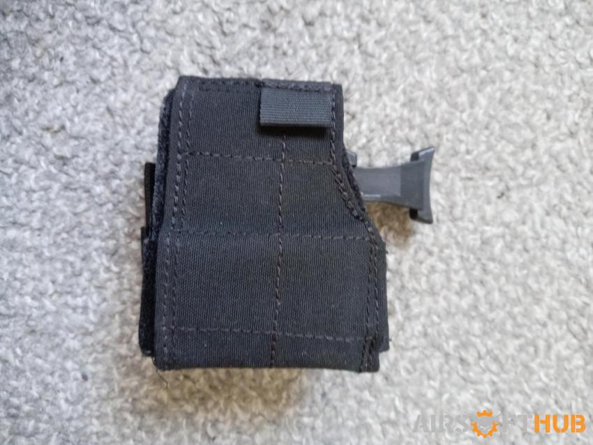 Warrior Universal Holster - Used airsoft equipment