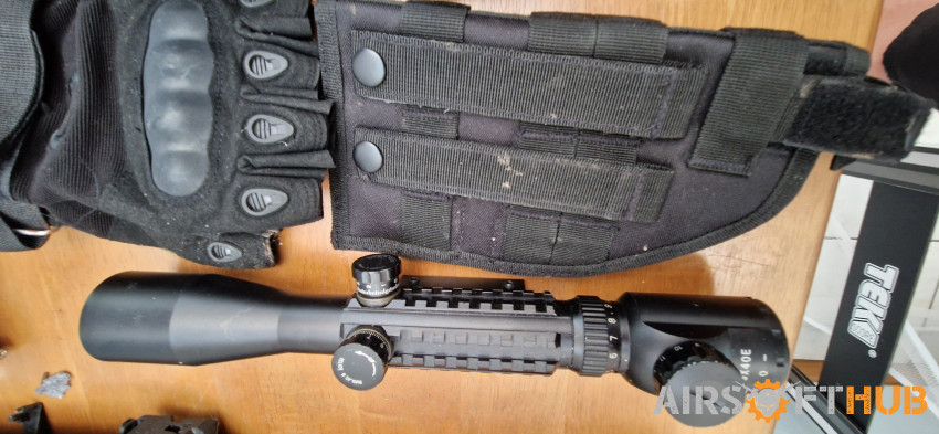 x airsoft sights plus bits and - Used airsoft equipment