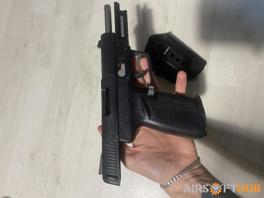 Tokyo marui FN 5-7 - Used airsoft equipment