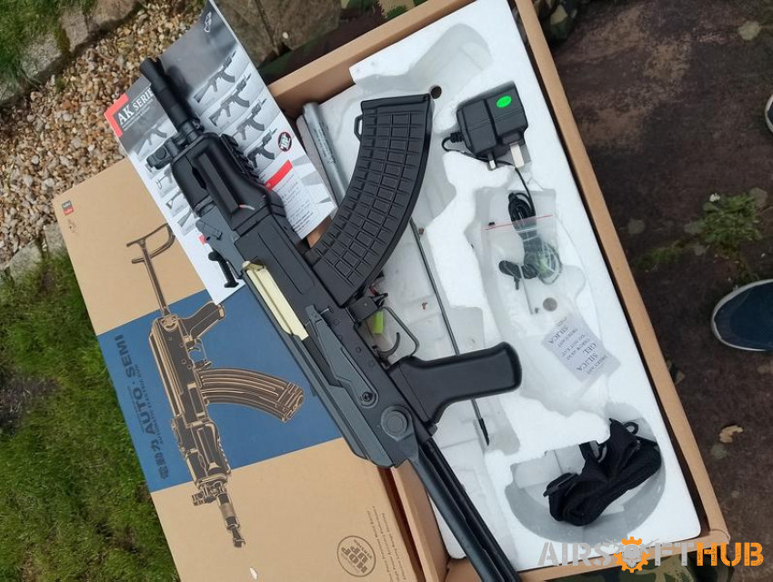 Double Eagle AK47 - Used airsoft equipment