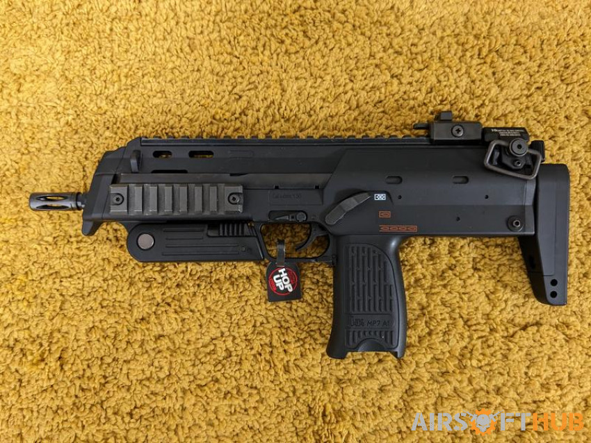 Tokyo Marui MP7A1 gbb with 4 m - Used airsoft equipment