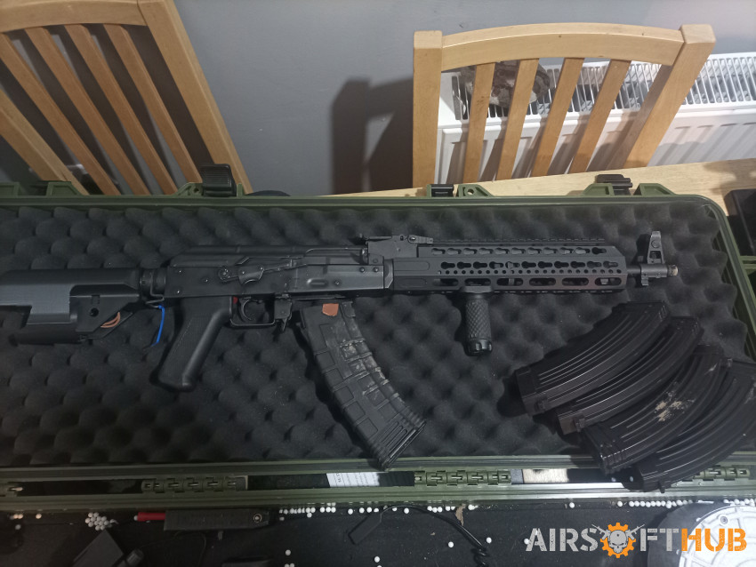 Milwaukee M12 powered AK - Used airsoft equipment