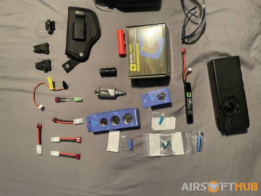 Huge airsoft bundle brand new - Used airsoft equipment