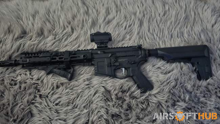 Fully upgraded VFC m4 - Used airsoft equipment