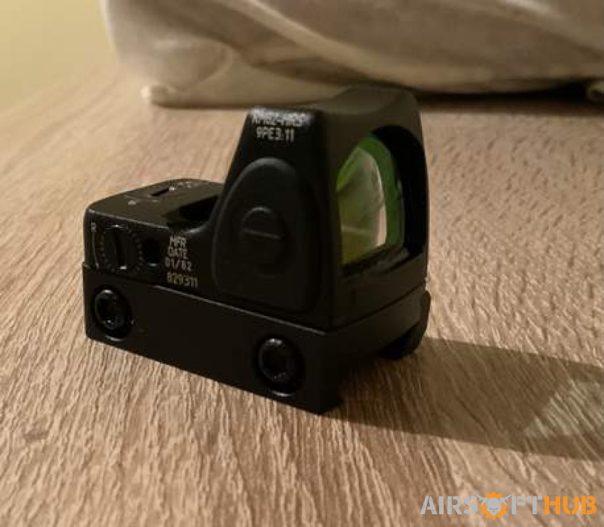 Trijicon Clone Red Dot - Used airsoft equipment