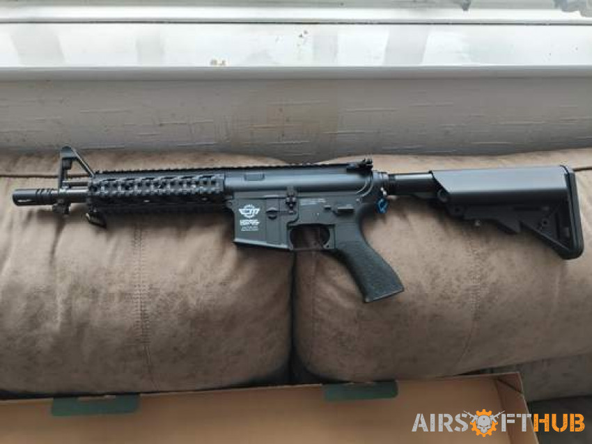 CM16 with battery charger - Used airsoft equipment