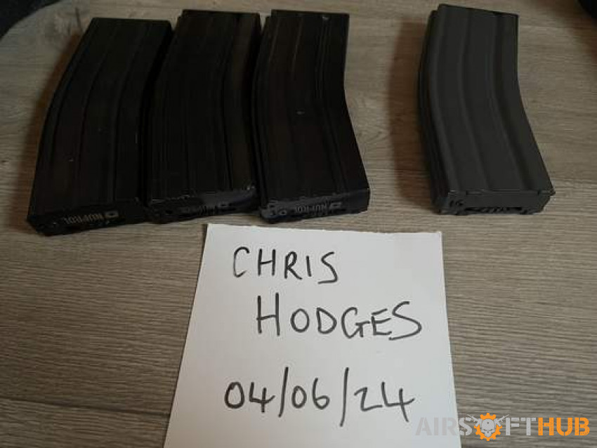 3x Nuprol magazines & 1x G&g - Used airsoft equipment