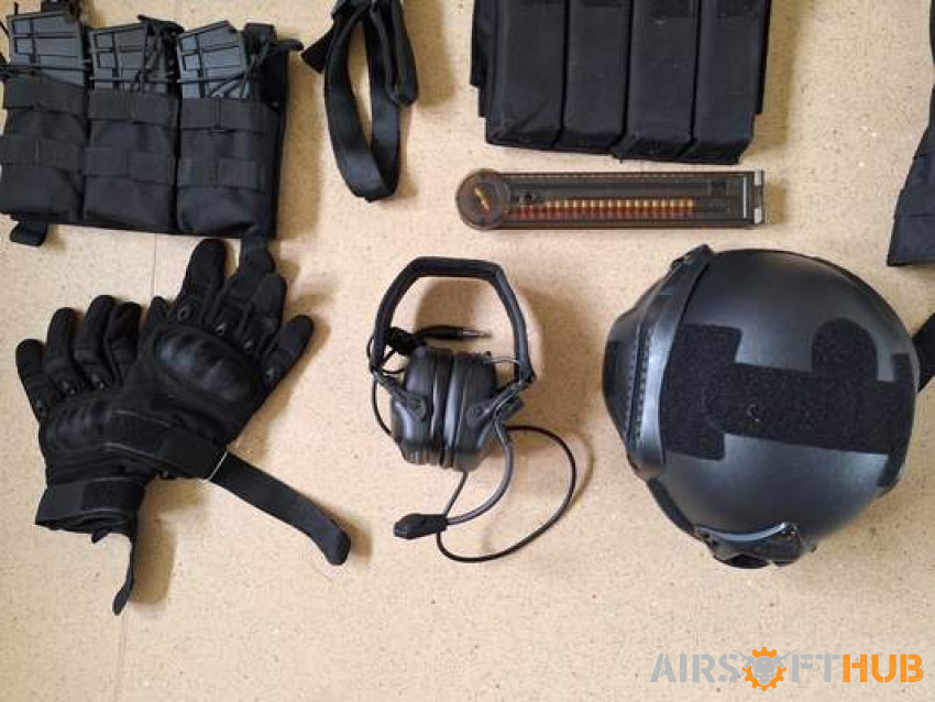 HUGE Black Loadout Bundle - Used airsoft equipment