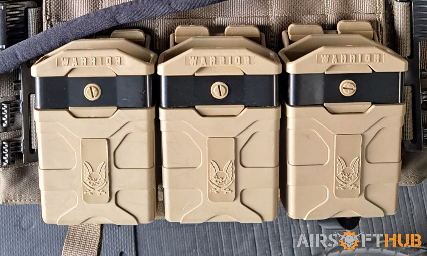 W.A.S Polymer Pouches - Used airsoft equipment