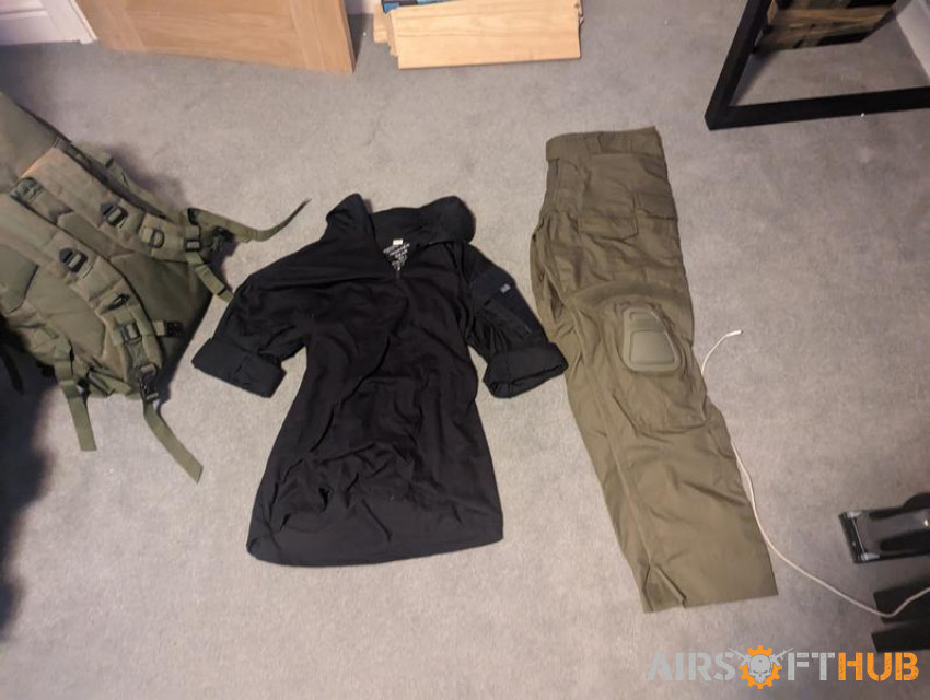 loads of gear - Used airsoft equipment