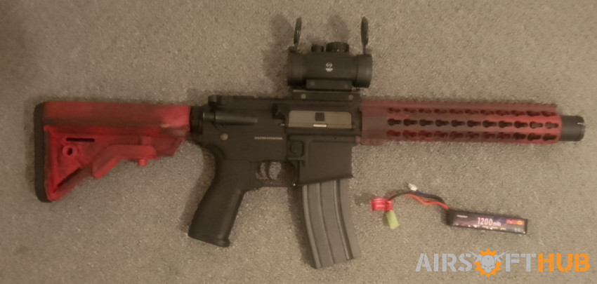 "Bloody Mary" M4 - Used airsoft equipment