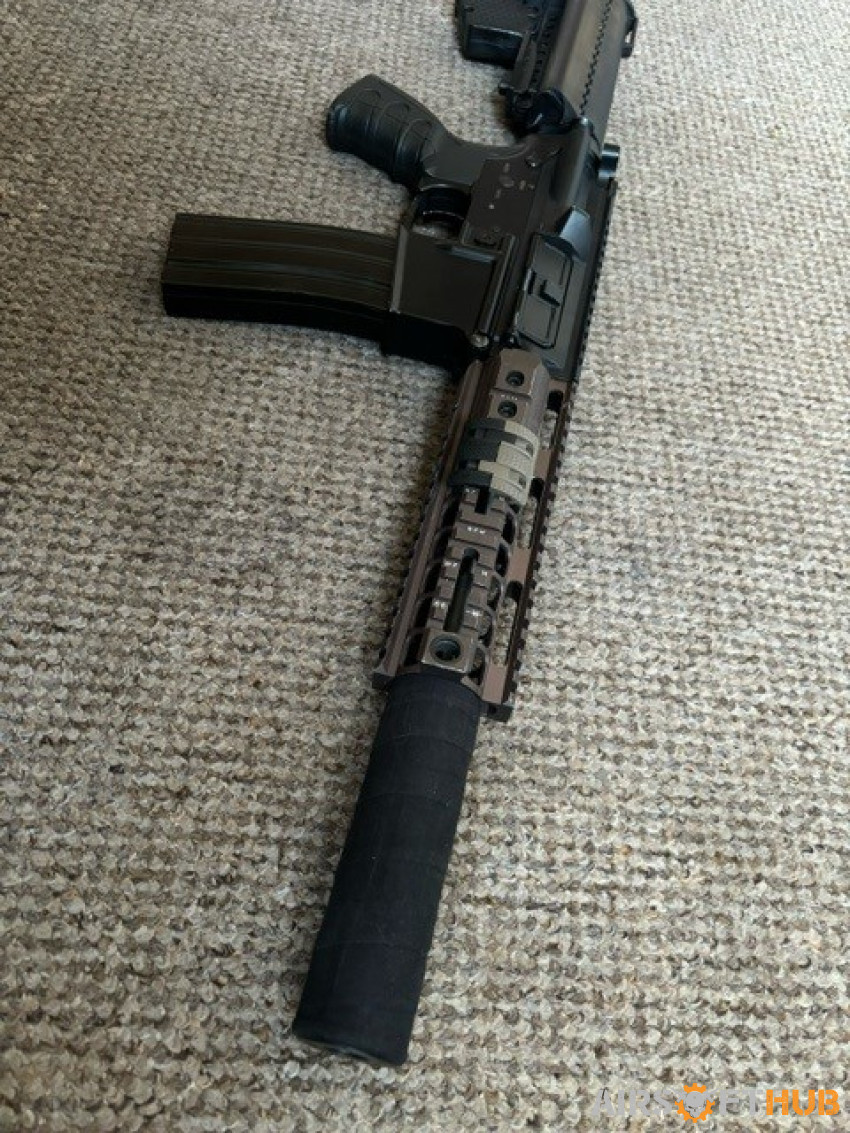 Custom M4/ AR15 full metal - Used airsoft equipment