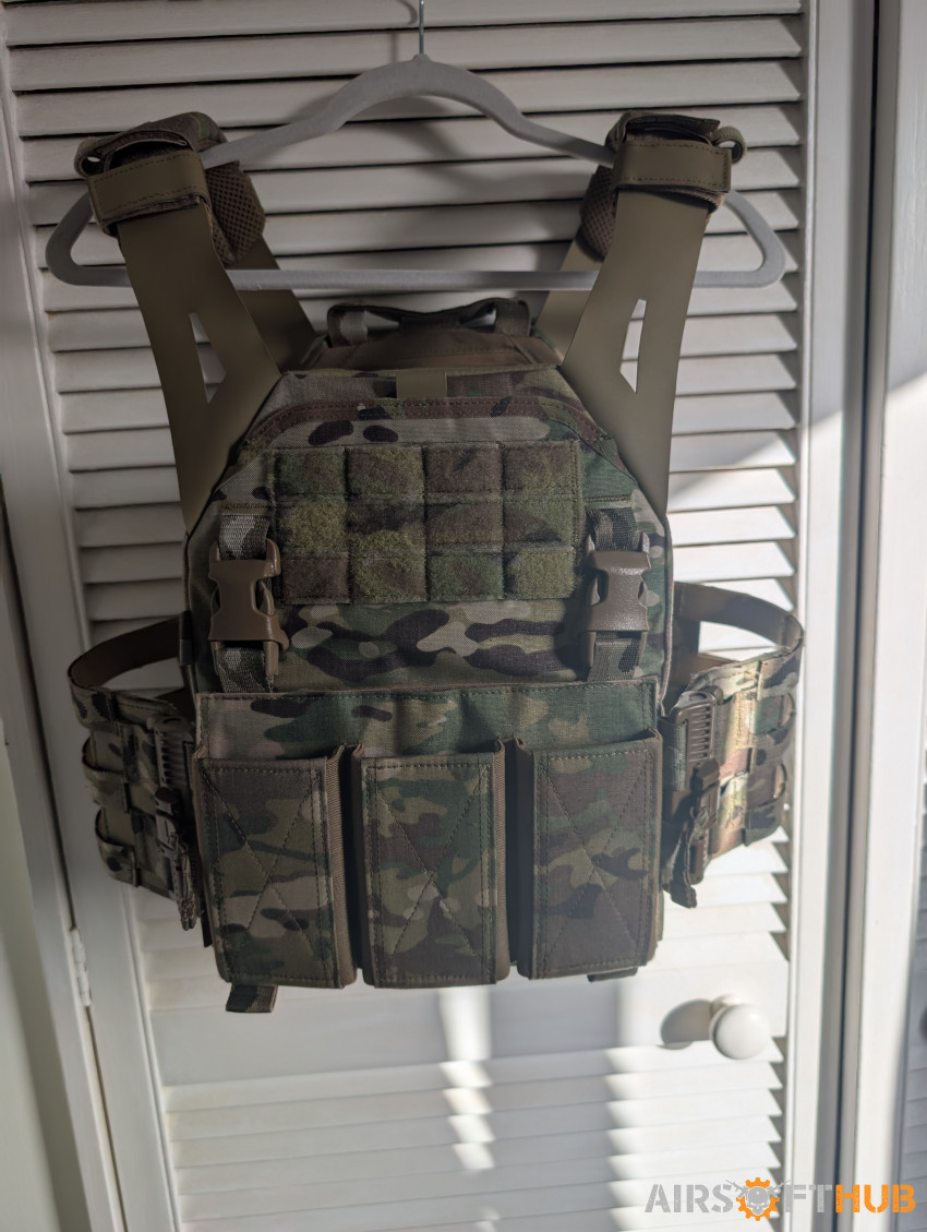 Warrior plate carrier - Used airsoft equipment