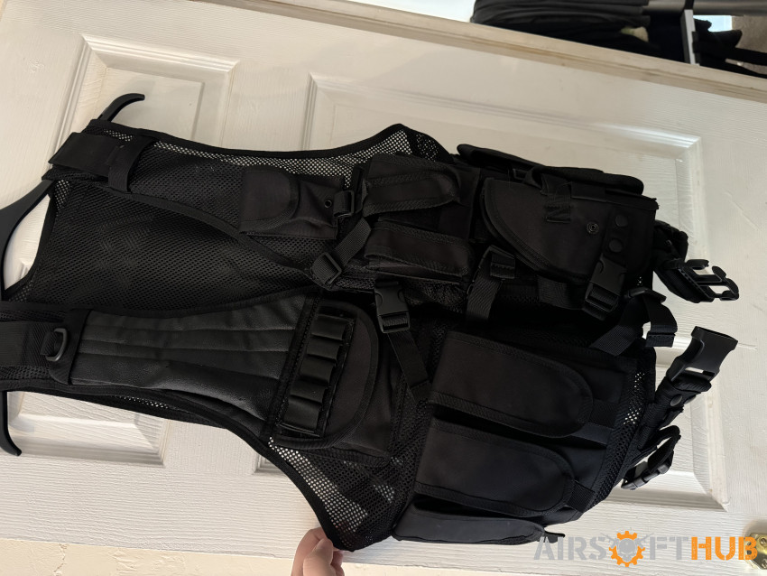 Tactical vest - Used airsoft equipment