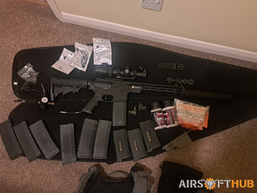 Airsoft Bundle - Used airsoft equipment