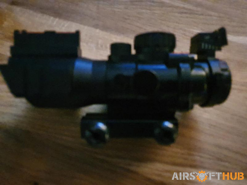 Rifle scope acog 4x32 - Used airsoft equipment