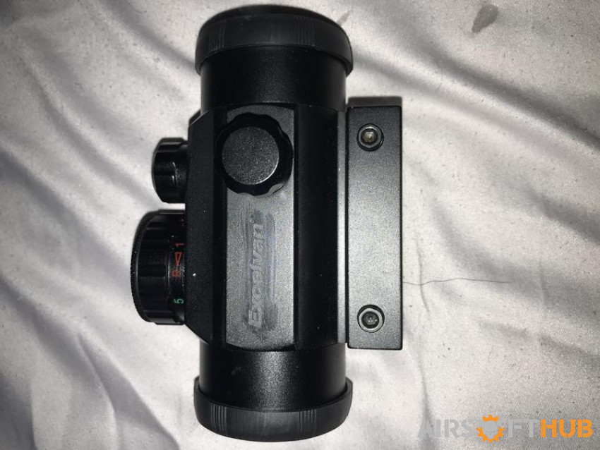 Red dot sight - Used airsoft equipment