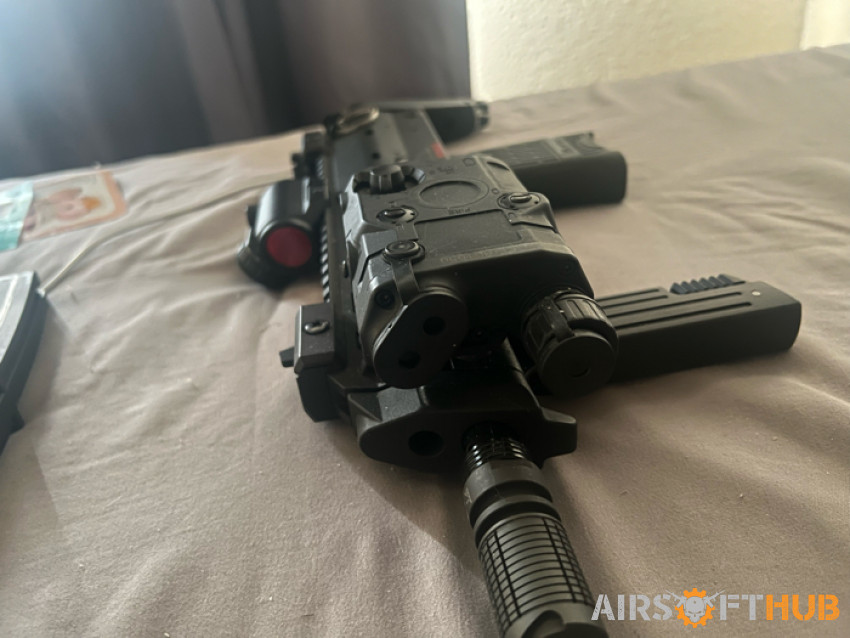 KWA mp7 airsoft submachine gun - Used airsoft equipment