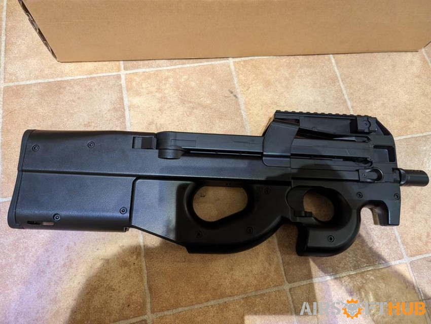 JG P90 - Used airsoft equipment