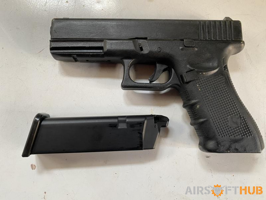 G17 Raven pistol - Used airsoft equipment