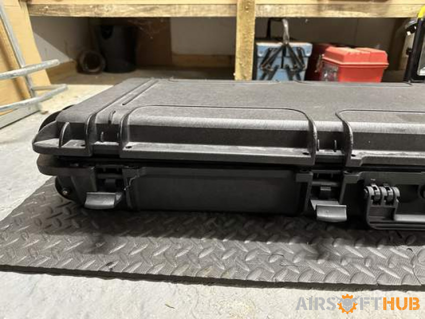 XL peli case - Used airsoft equipment