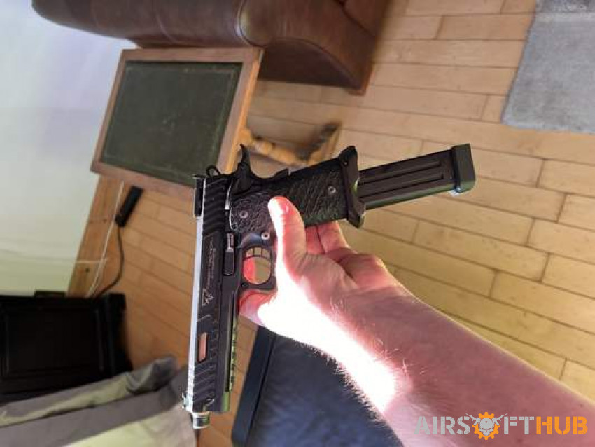 Emg Combat master 2011 - Used airsoft equipment