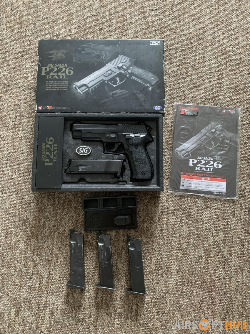 Tokyo Marui P226R with 4 mags - Used airsoft equipment