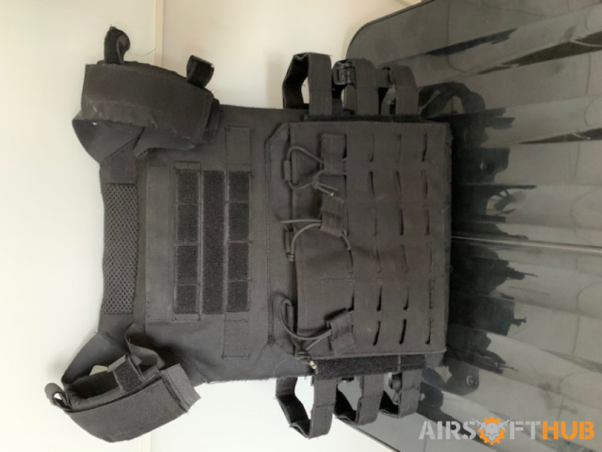 Viper Plate Carrier (black) - Used airsoft equipment