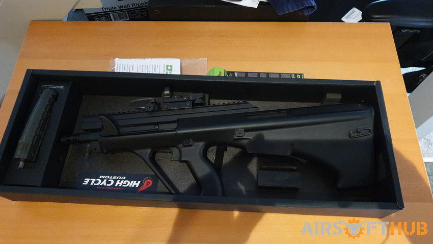 Tokyo Marui High Cycle Aug - Used airsoft equipment