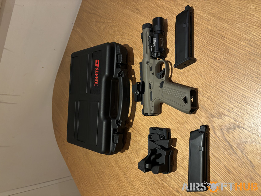 Aap-01 and extras - Used airsoft equipment