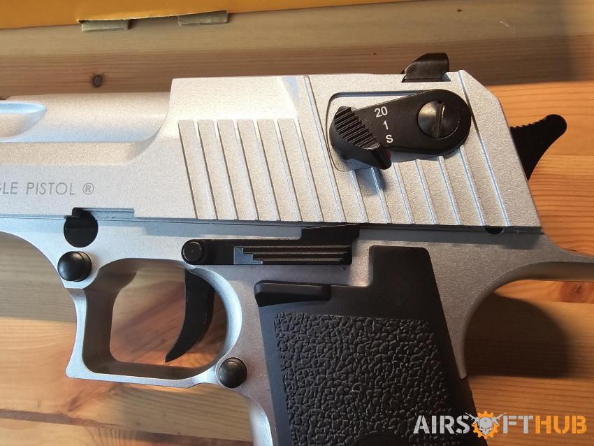 Cybergun Desert Eagle SILVER - Used airsoft equipment