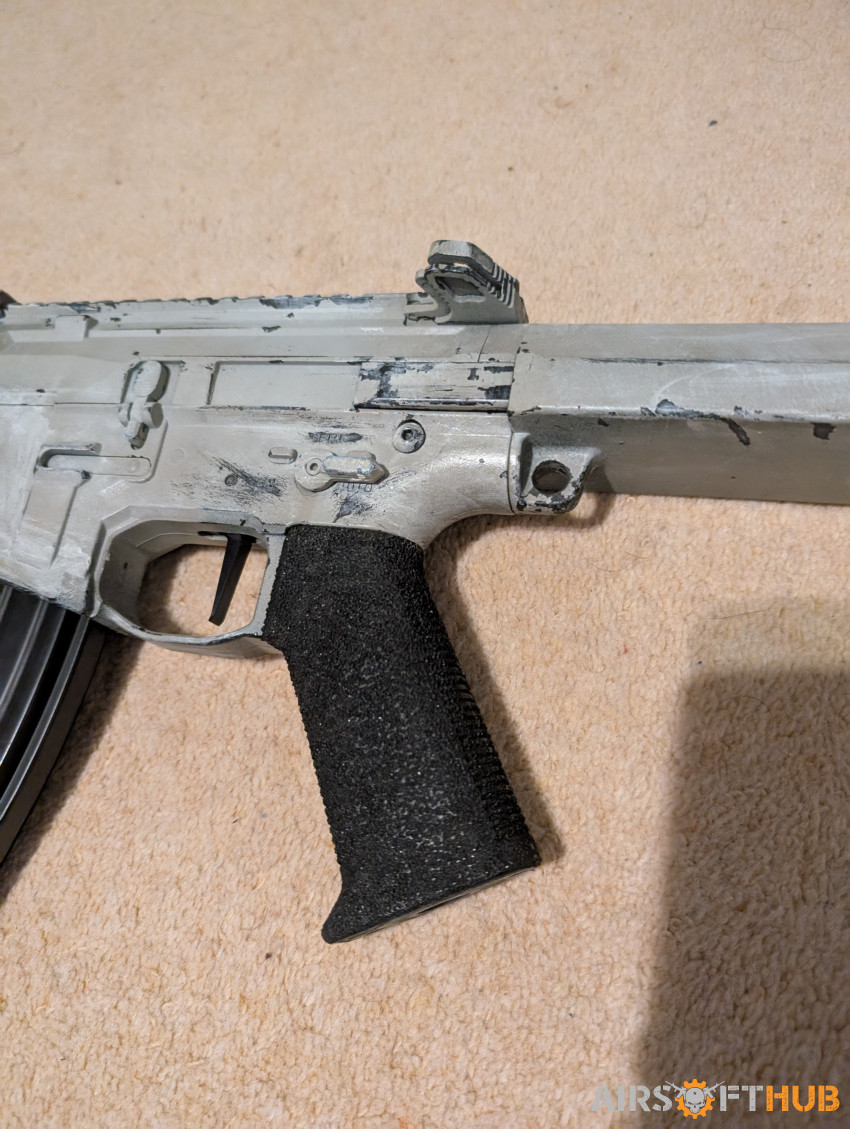 Fully upgraded ares honey badg - Used airsoft equipment