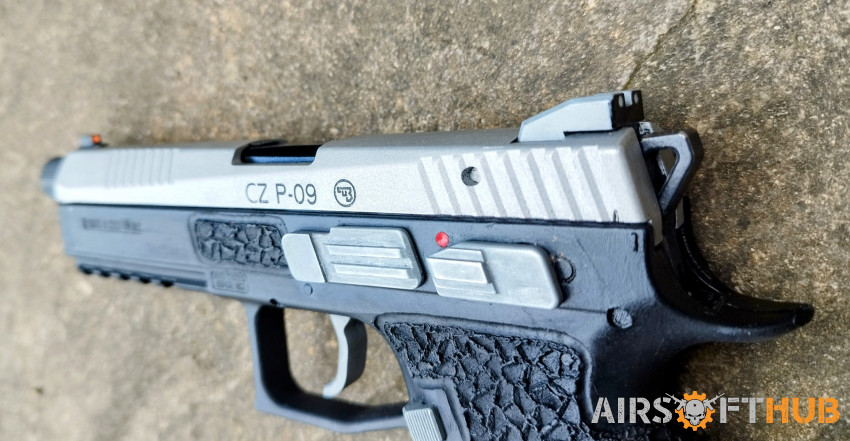 Unique CZ P-09 gas pistol - Used airsoft equipment