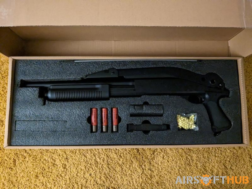 CYMA CM.352M Tri Shot Shotgun - Used airsoft equipment