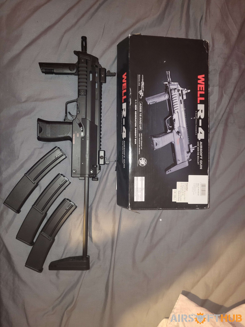 Well R4 MP7 and extra mags - Used airsoft equipment