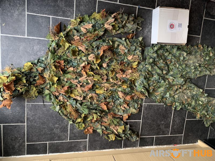 KMCS 2.0 ghillie suit & extras - Used airsoft equipment