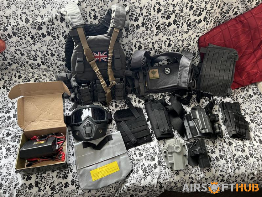 Airsoft bundle - Used airsoft equipment