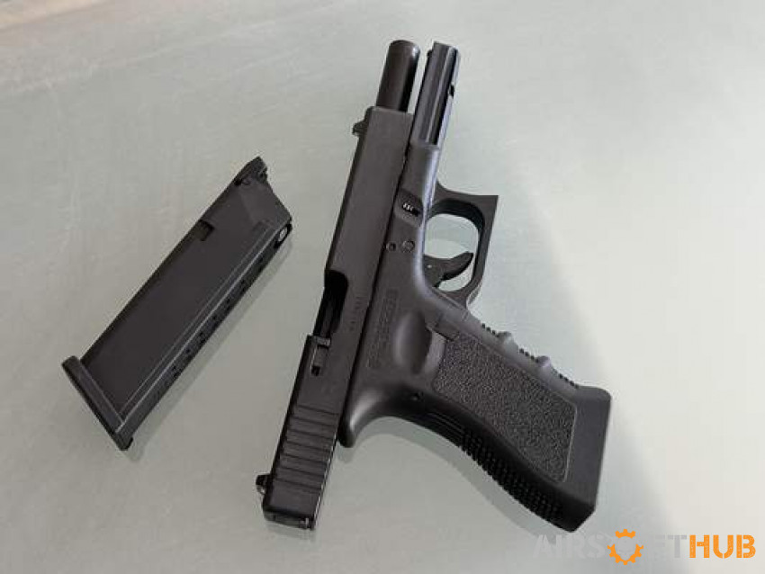 GHK Glock 17 - Used airsoft equipment