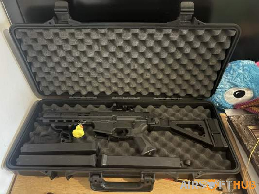 Double Eagle UTR.45 Falcon AEG - Used airsoft equipment