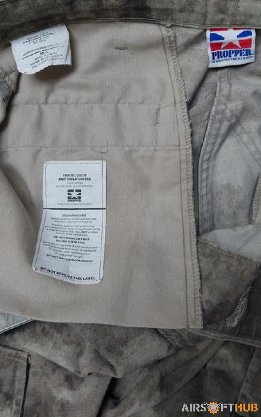 ATACS AU JACKET AND TROUSERS - Used airsoft equipment