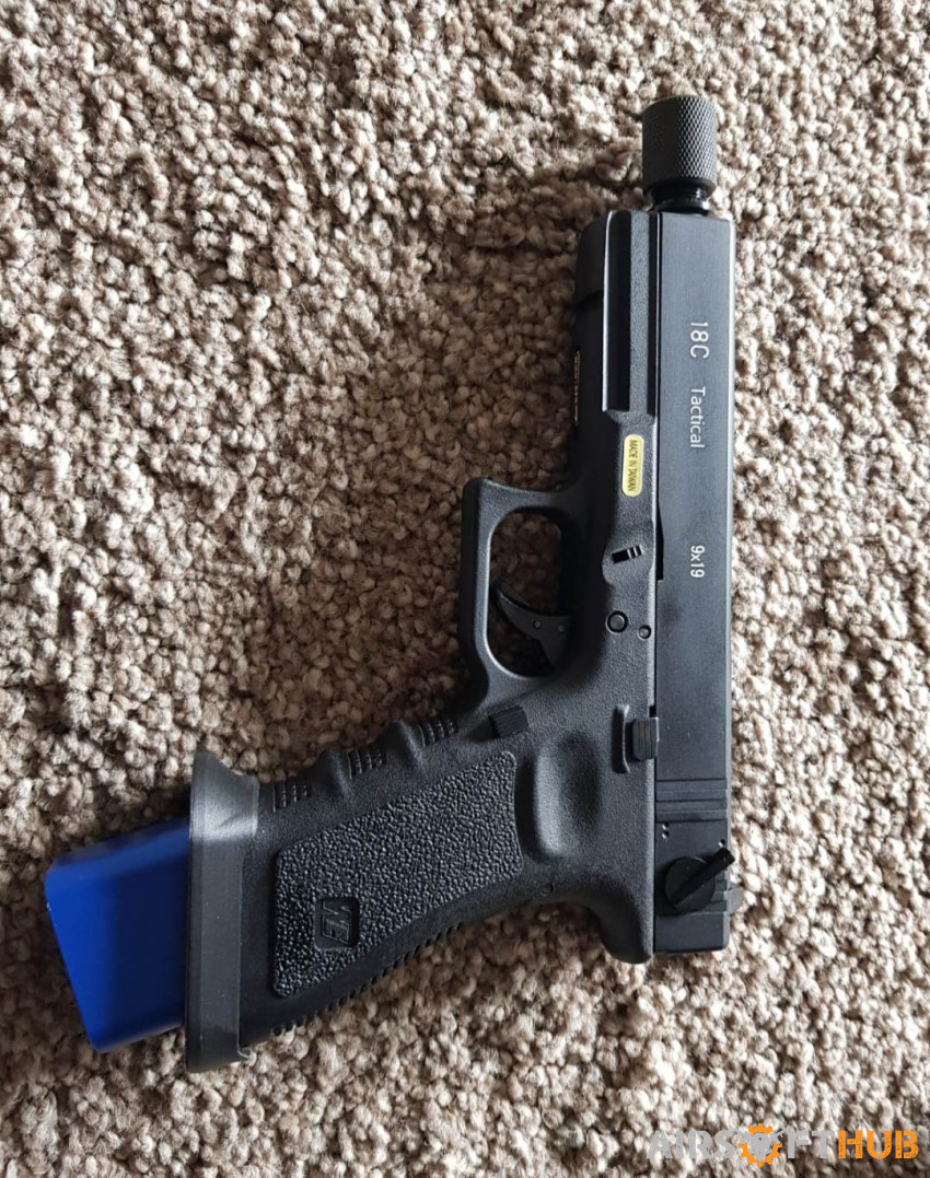 Glock 19 - Used airsoft equipment